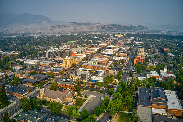 Bozeman homes and mountain scenery